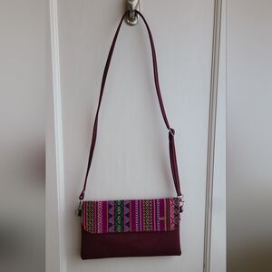 Hand-made Peruvian Multicolor/ Burgundy Patterned Women's Bag With Strap